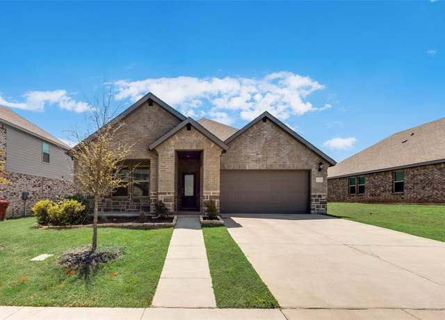 Property at 336 Mohan Dr, Royse City, TX 75189, 4 beds, 3 baths