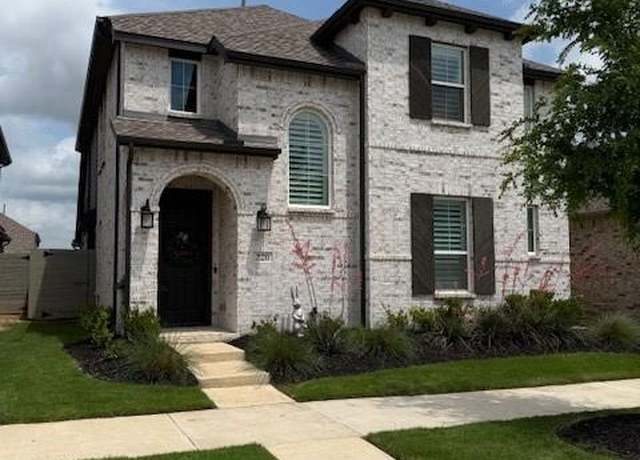 Property at 720 Lamp Post Ln, Argyle, TX 76226, 3 beds, 3 baths