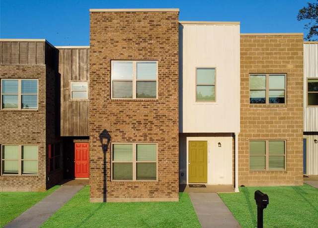 Property at 1703 St Louis Ave, Fort Worth, TX 76110, 3 beds, 2.5 baths