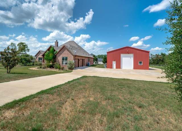 Property at 2840 Rock Hill Rd, Aubrey, TX 76227, 3 beds, 2.5 baths
