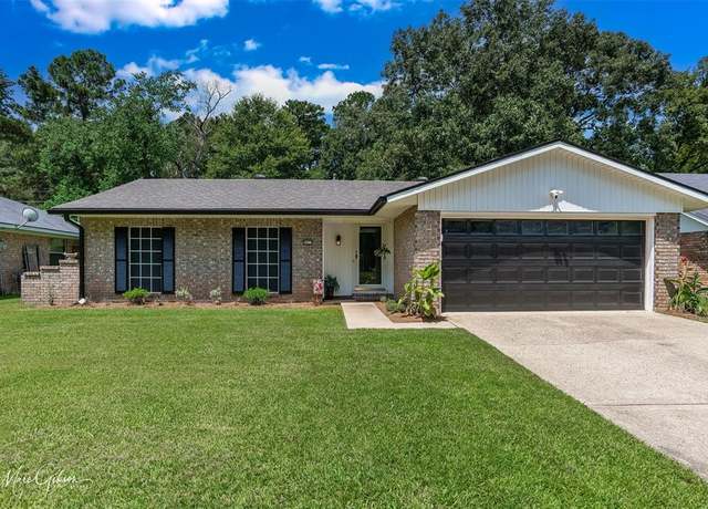 Property at 9420 W Montego Ln, Shreveport, LA 71118, 3 beds, 2 baths