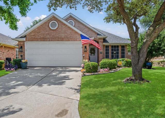 Property at 1013 Harwood Ct, Euless, TX 76039, 3 beds, 2 baths