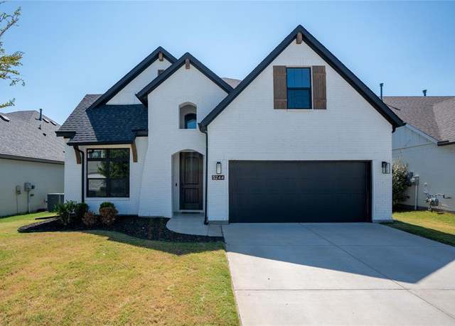 Property at 5244 Ranchero Trl, Fort Worth, TX 76126, 4 beds, 3 baths