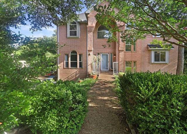 Property at 11609 Blue Creek Dr, Fort Worth, TX 76008, 4 beds, 4 baths