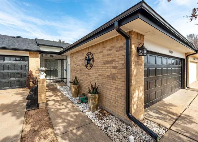 Property at 5024 Elms Ct, Granbury, TX 76049, 2 beds, 2 baths