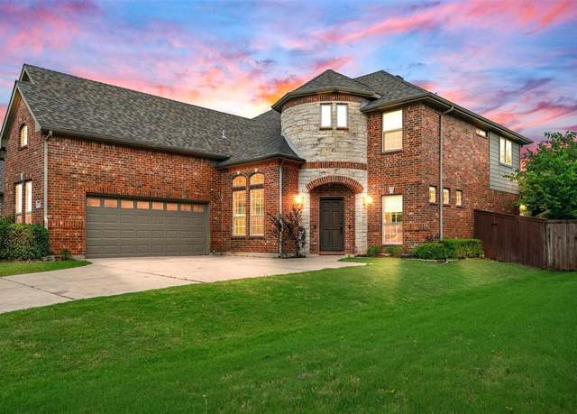 Property at 12713 Homestretch Dr, Fort Worth, TX 76244, 4 beds, 3 baths