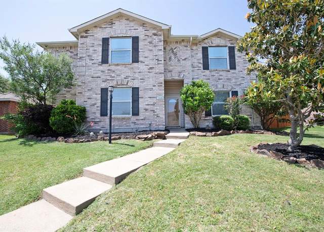 Property at 1446 Foxwood Ln, Rockwall, TX 75032, 4 beds, 2.5 baths