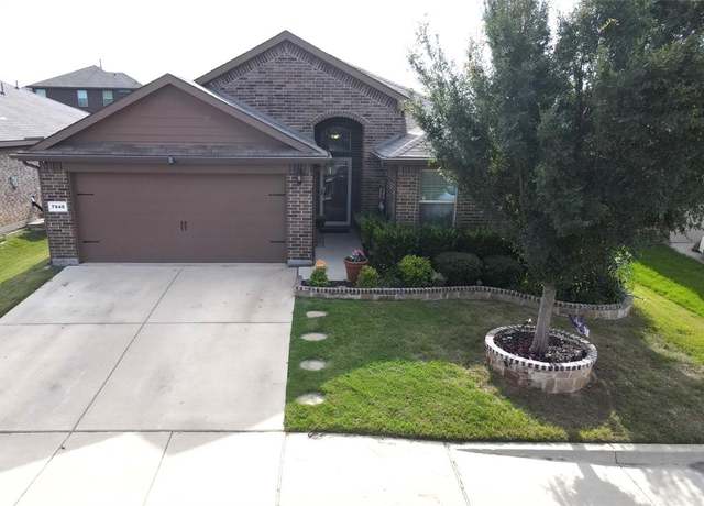 Property at 7940 Ballater Dr, Fort Worth, TX 76123, 4 beds, 2 baths