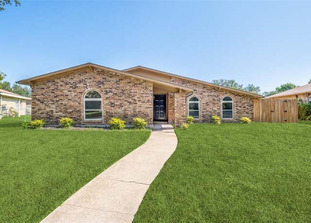 Property at 2504 Denmark Dr, Garland, TX 75040, 3 beds, 2 baths