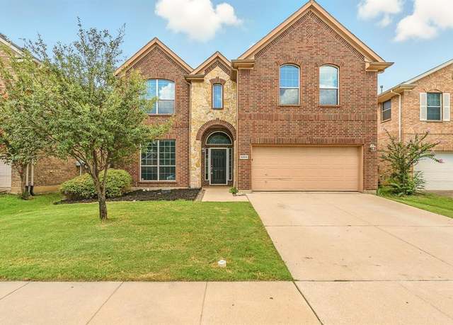 Property at 5204 Lori Valley Ln, Fort Worth, TX 76244, 5 beds, 2.5 baths