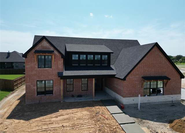 Property at 14000 RW Ct, Woodway, TX 76712, 5 beds, 3.5 baths