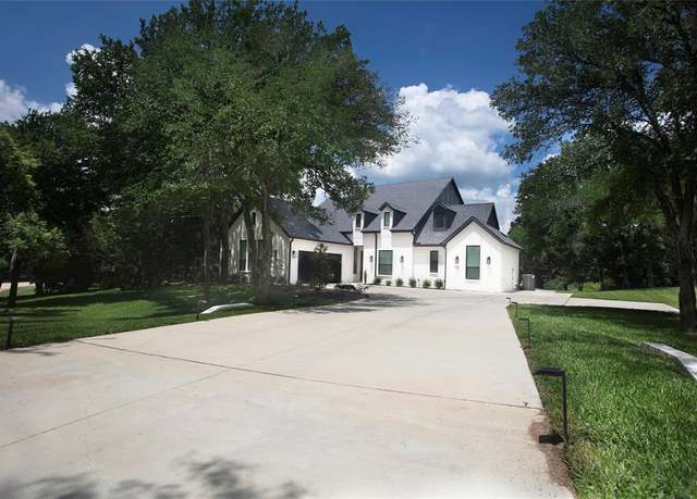 Property at 2519 Tamaron Cv, Cedar Hill, TX 75104, 5 beds, 3.5 baths