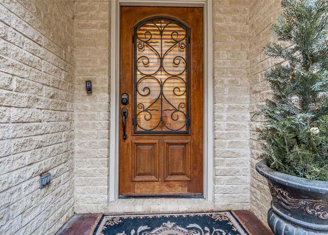 Property at 3907 Cole Ave #10, Dallas, TX 75204, 3 beds, 3.5 baths