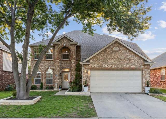 Property at 9109 Belvedere Dr, Fort Worth, TX 76244, 4 beds, 2.5 baths