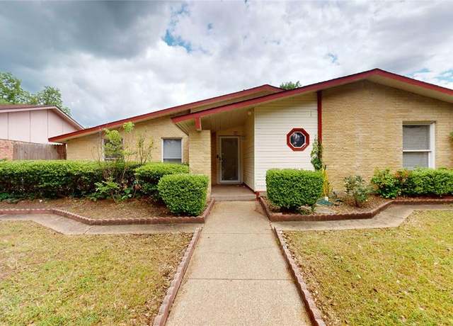 Property at 2810 Dove Meadow Dr, Garland, TX 75043, 3 beds, 2 baths