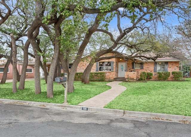 Property at 725 Falcon Dr, Woodway, TX 76712, 4 beds, 2 baths