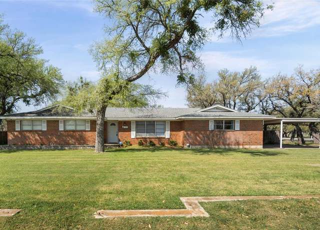 Property at 100 Paint Brush Rd, Lakeside, TX 76108, 3 beds, 2 baths