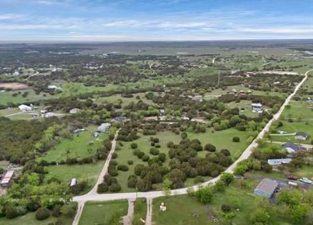 Property at 9112 Valley View Ct, Cleburne, TX 76033