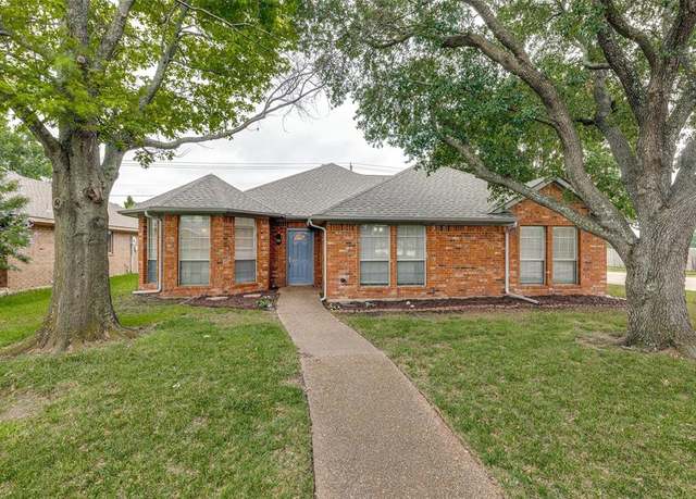 Property at 411 Vicki Ln, Wylie, TX 75098, 3 beds, 2 baths