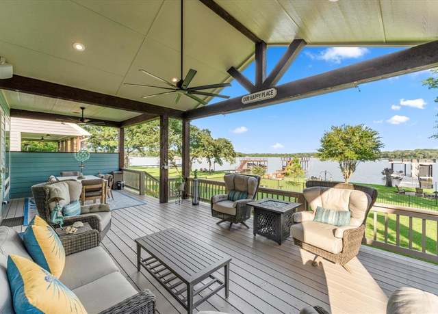 Property at 13700 Park Harbor Dr, Eustace, TX 75124, 4 beds, 3.5 baths