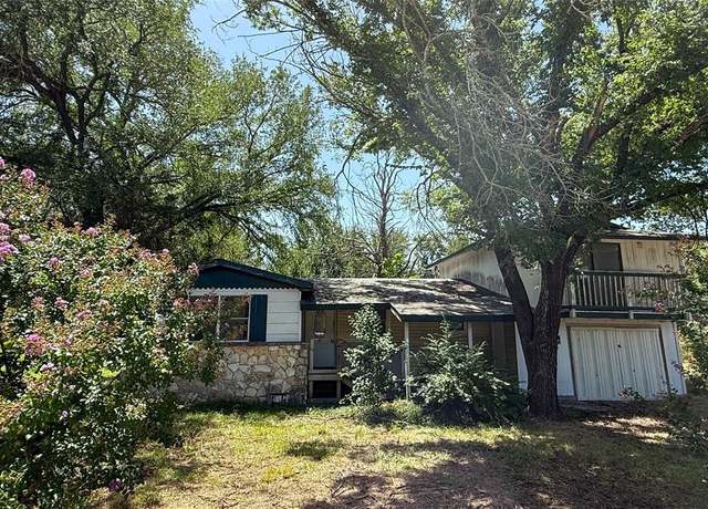 Property at 116 5th St, Whitney, TX 76692, 3 beds, 2 baths