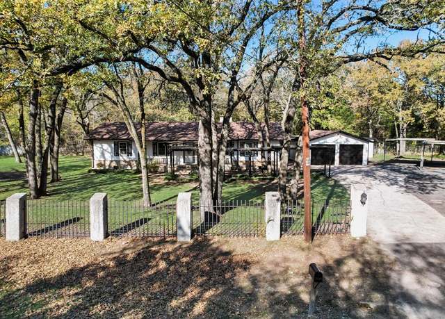 Property at 2143 Royal Oaks Dr, Dallas, TX 75253, 3 beds, 2 baths