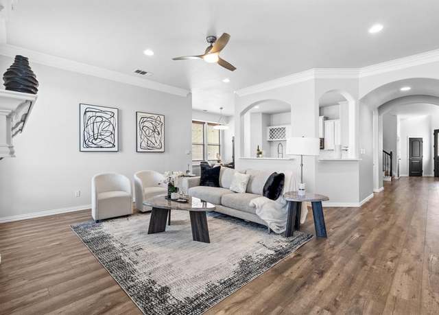Property at 1923 Three Fountains Rd, Wylie, TX 75098, 3 beds, 2 baths