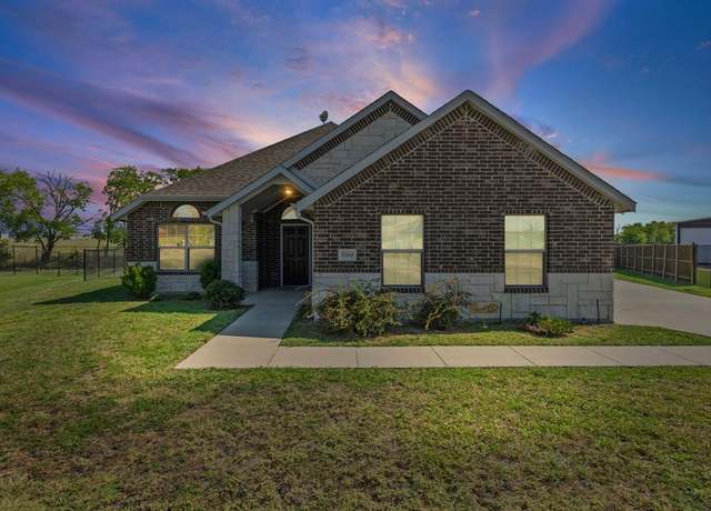 Property at 1700 Rolling Meadow Ln, Josephine, TX 75173, 4 beds, 2 baths