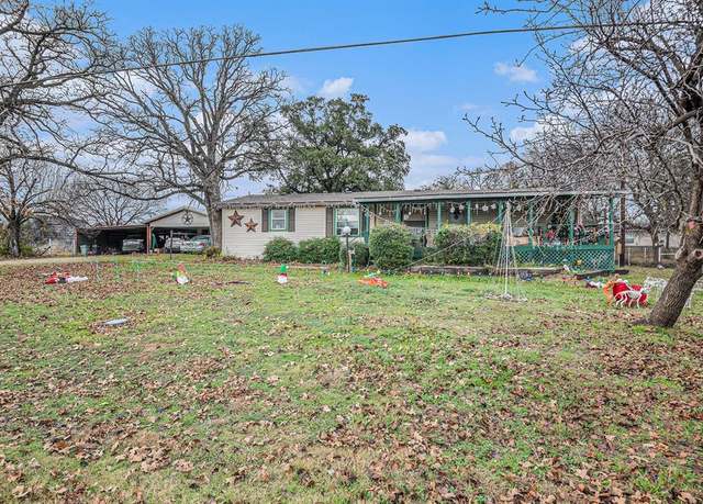 Property at 310 Taurus Rd, Granbury, TX 76049, 3 beds, 2 baths