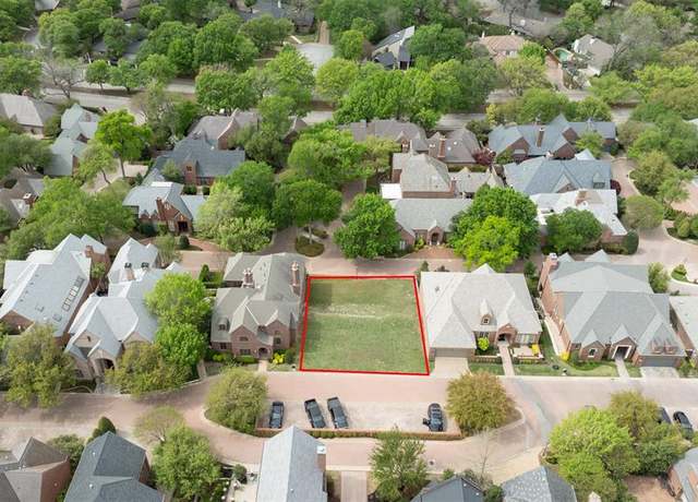 Property at 4911 Westbriar Dr, Fort Worth, TX 76109
