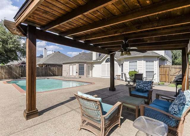 Property at 1603 Fairfax Dr, Mansfield, TX 76063, 5 beds, 3.5 baths