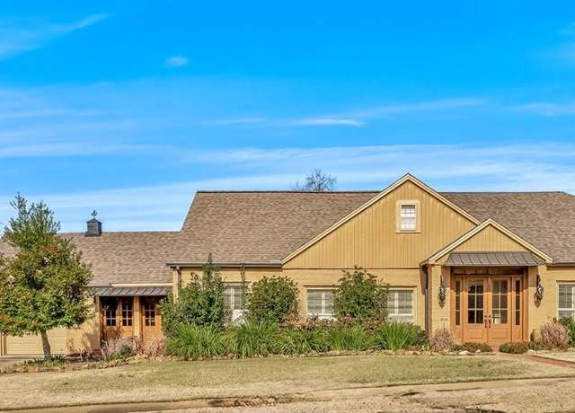 Property at 946 Sheridan Ave, Shreveport, LA 71104, 4 beds, 3 baths