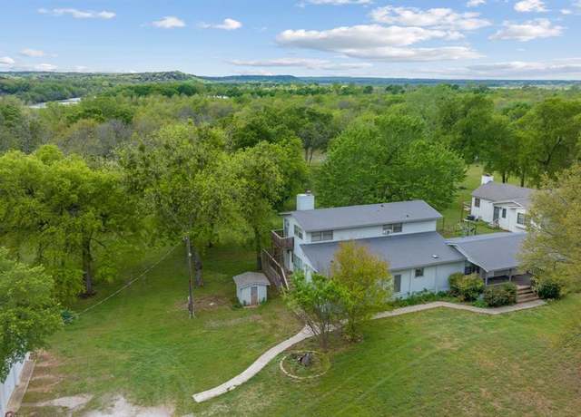 Property at 301 Tin Top Estates Rd, Weatherford, TX 76087, 5 beds, 4 baths