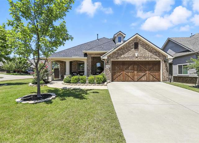 Property at 1301 Senna Dr, Burleson, TX 76028, 4 beds, 3 baths