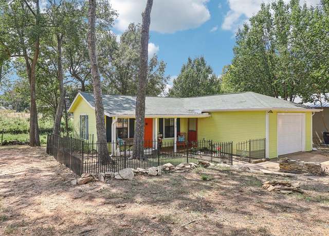 Property at 176 Bayside Cir, Malakoff, TX 75148, 2 beds, 2 baths