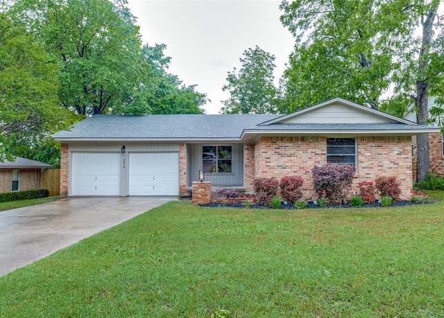 Property at 2314 Rockyglen Dr, Dallas, TX 75228, 3 beds, 2 baths