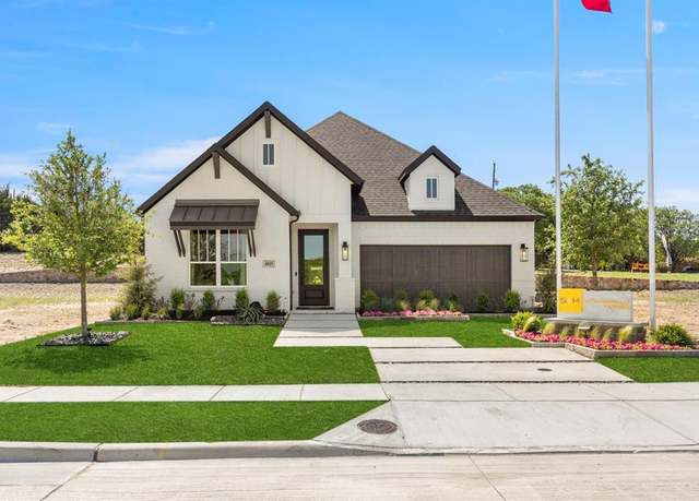 Property at 1015 Olympic Dr, Rockwall, TX 75087, 3 beds, 2.5 baths