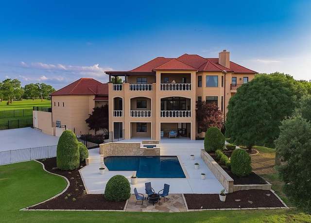 Property at 323 Kings. Ct, Forney, TX 75126, 5 beds, 6 baths