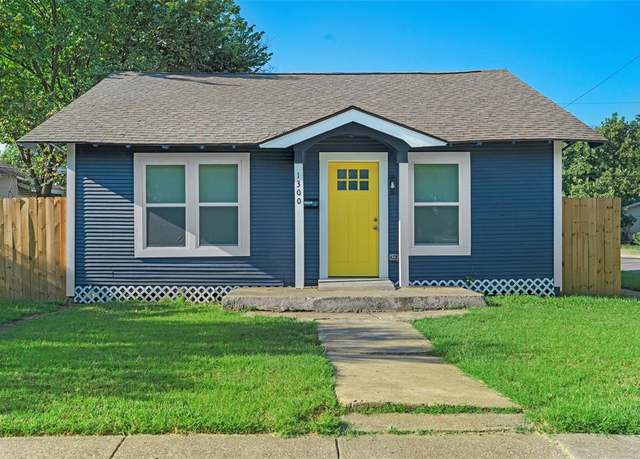 Property at 1300 E Baltimore Ave, Fort Worth, TX 76104, 3 beds, 2 baths