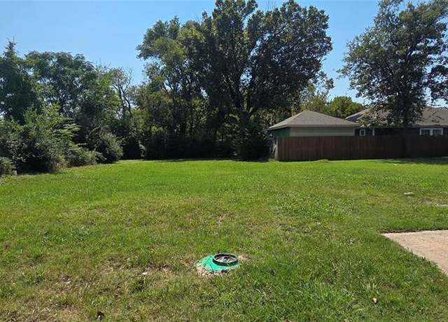 Property at 4615 Myrtle St, Dallas, TX 75215