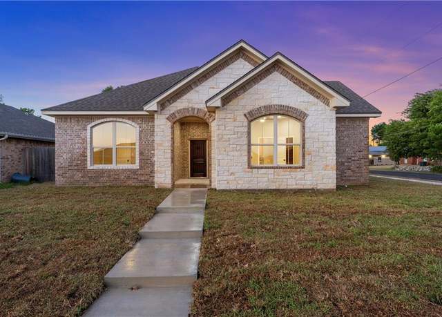 Property at 2348 Los Arboles Ln, Waco, TX 76711, 4 beds, 2 baths