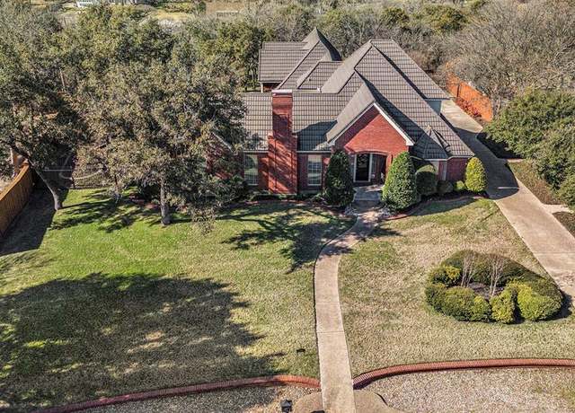 Property at 8921 Crest Ridge Dr, Fort Worth, TX 76179, 4 beds, 3.5 baths