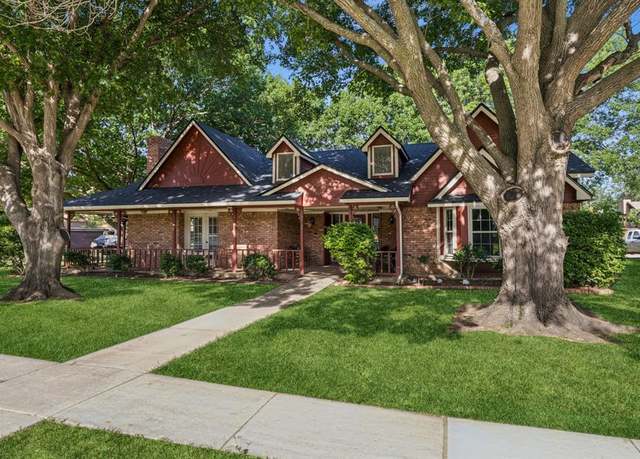 Property at 1878 Trail Ridge Dr, Lewisville, TX 75077, 3 beds, 2 baths