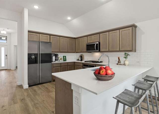 Property at 2125 Lone Star Ln, Seagoville, TX 75159, 3 beds, 2 baths