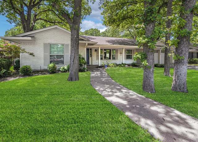 Property at 1822 Holm Oak St, Arlington, TX 76012, 4 beds, 2.5 baths