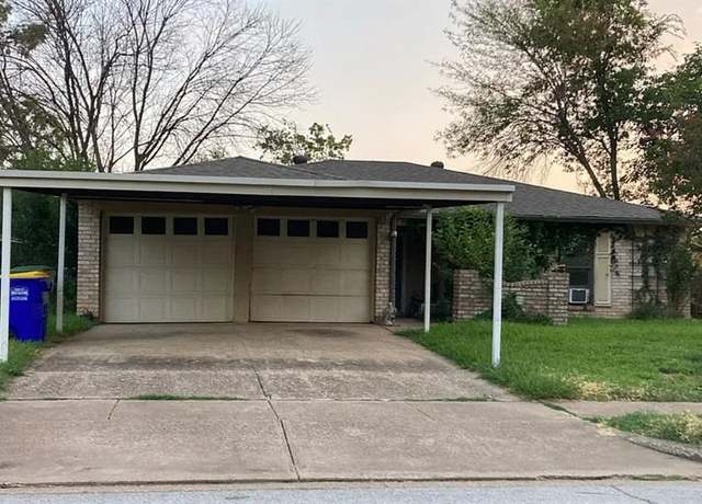 Property at 6433 Heather Dr, Watauga, TX 76148, 3 beds, 2 baths