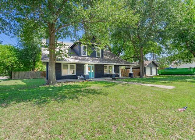 Property at 201 E Pecan St, Edgewood, TX 75117, 5 beds, 3 baths