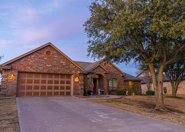 Property at 226 King George Rd, Ponder, TX 76259, 3 beds, 2.5 baths