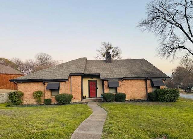 Property at 4722 Fallon Pl, Dallas, TX 75227, 3 beds, 2 baths