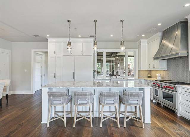 Property at 231 Park Ridge Blvd, Southlake, TX 76092, 5 beds, 5.5 baths